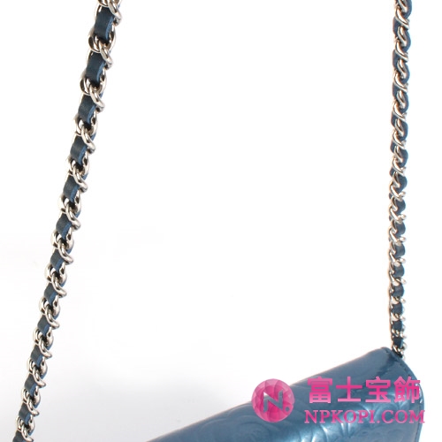 シャネル CHANEL カメリア エナメル ショルダーバッグ ブルー＆シルバー A47421AZWER 【2012年新作】